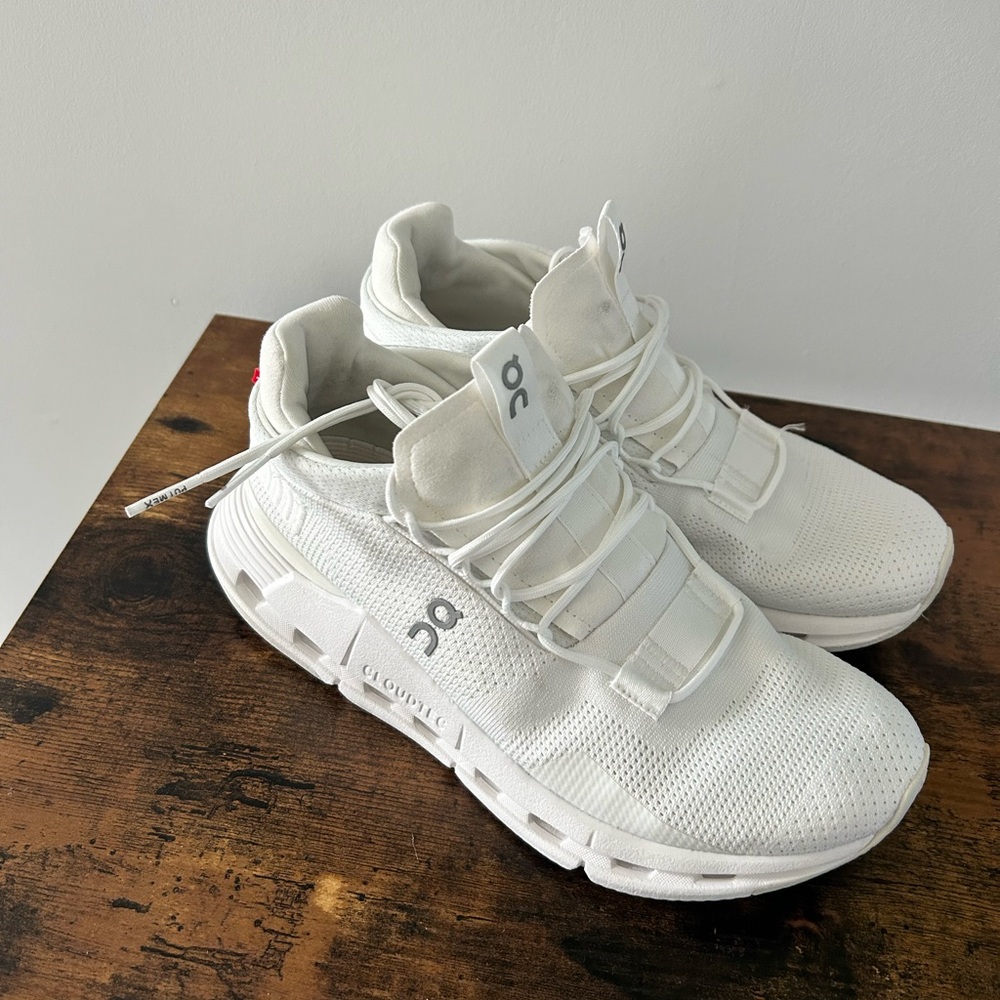 Woman’s on cloud nova